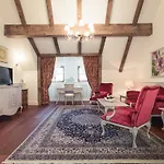 Schloss Thalheim 4*
