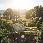 Schloss Thalheim 4*