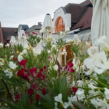 Schloss Thalheim Perschling