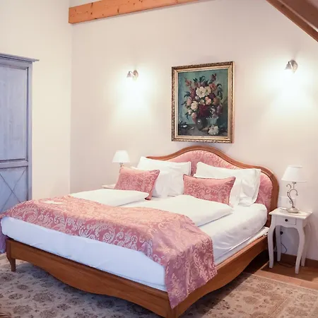 Hotel Schloss Thalheim 4*