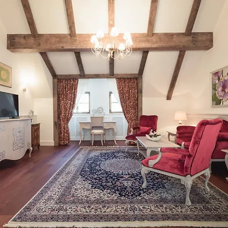 Schloss Thalheim 4*