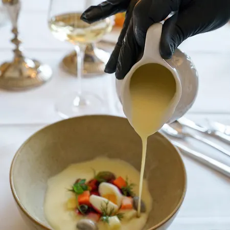 Schloss Thalheim 4* Perschling