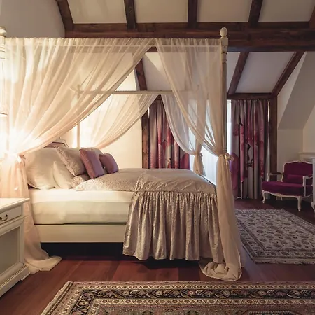 Schloss Thalheim 4*