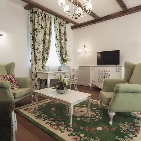 Hotel Schloss Thalheim