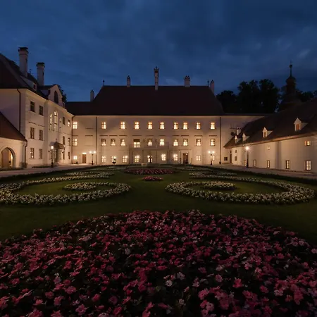 Schloss Thalheim Hotel 4*