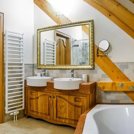 Schloss Thalheim 4* Perschling