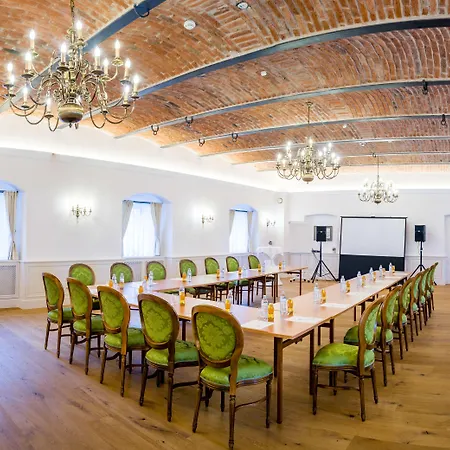 Hotel Schloss Thalheim