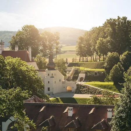 Schloss Thalheim 4*