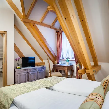 Schloss Thalheim 4*