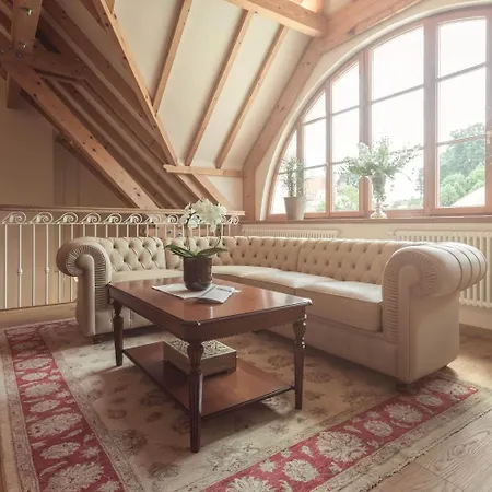 Schloss Thalheim Perschling