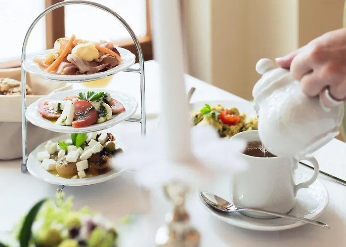 فندق Schloss Thalheim Perschling