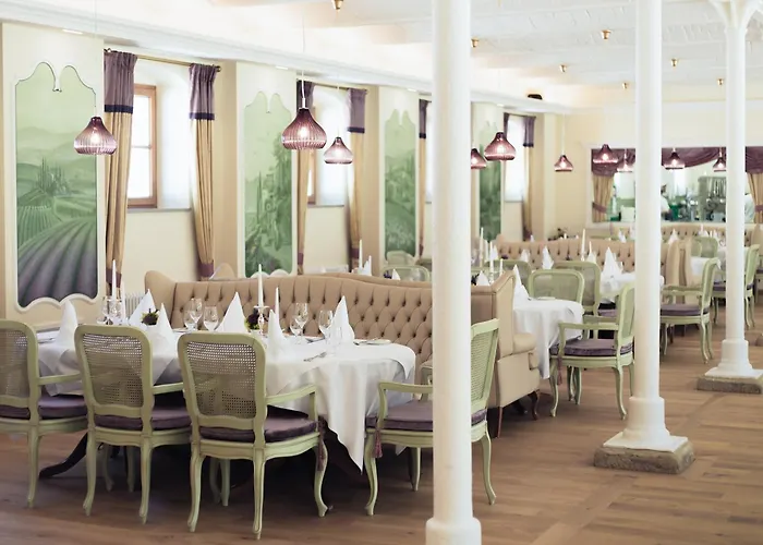 Schloss Thalheim 4* Perschling