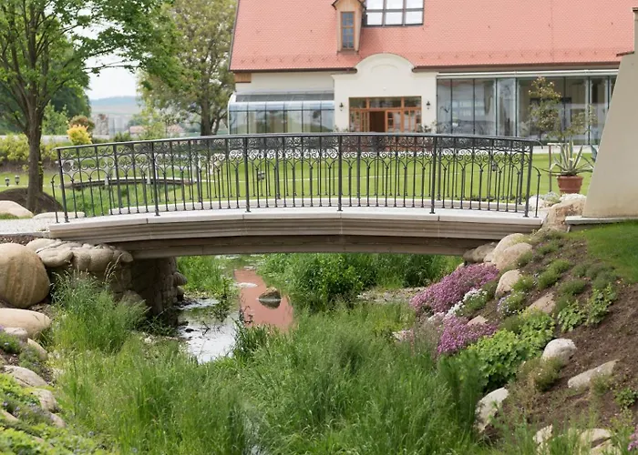 Hotel Schloss Thalheim Perschling