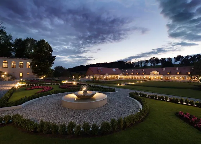 Schloss Thalheim 4* Perschling