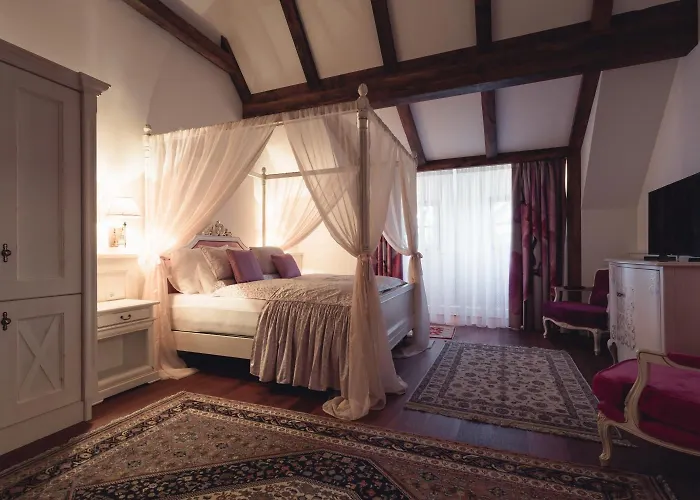 Hotel Schloss Thalheim